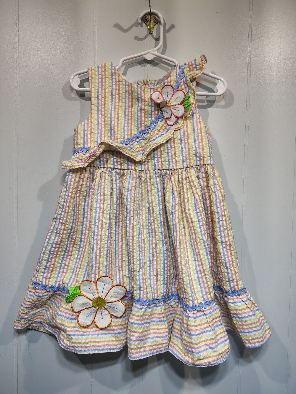​Good Lad Seersucker Stripe Dress 4T Flower Applique Ric Rac